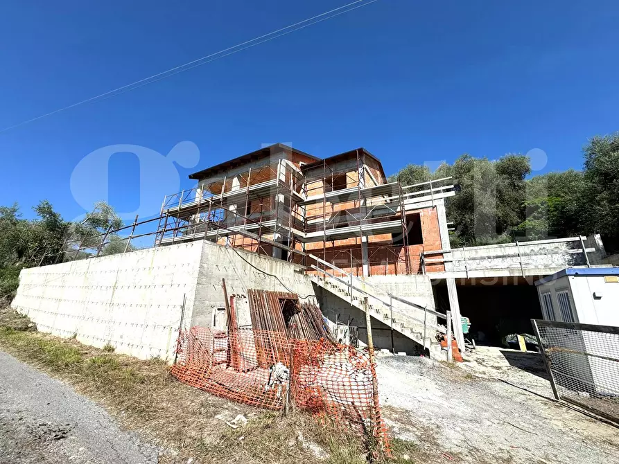 Immagine 2 di Casa indipendente in vendita  in Via Del Santo, 1 a Andora
