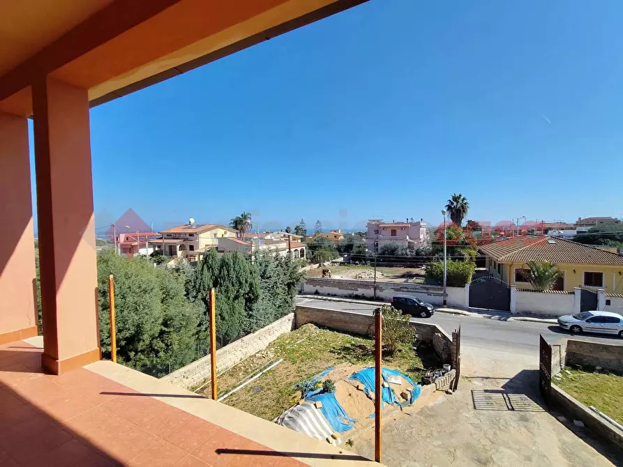 Immagine 1 di Villa in vendita  in Via agrigento, 14 a Siracusa