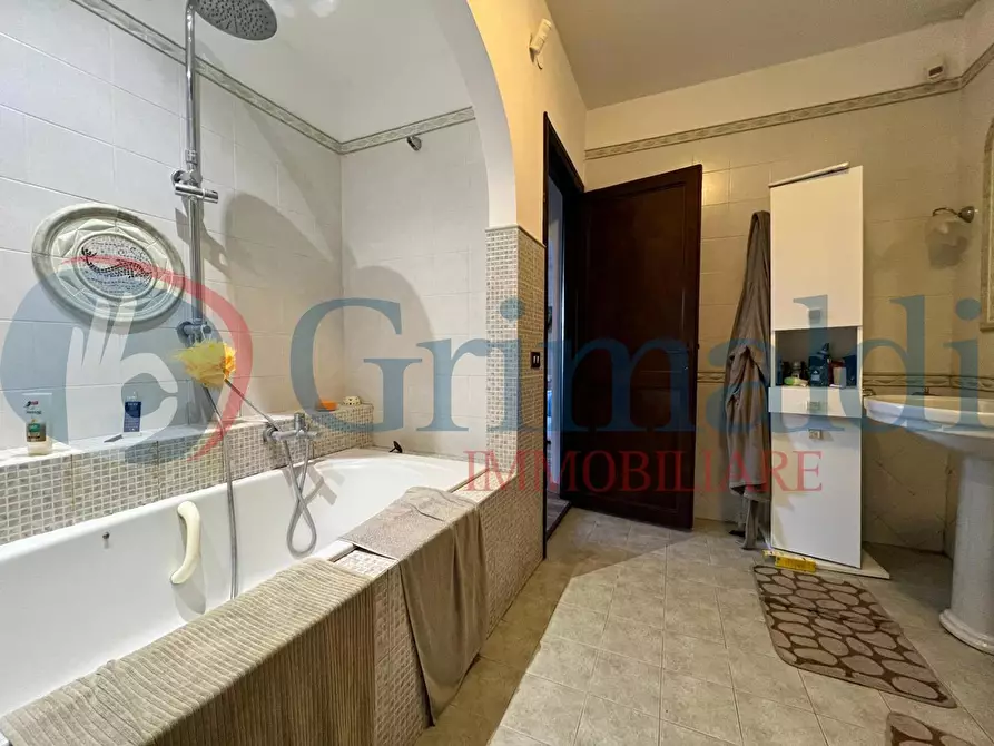 Immagine 21 di Villa in vendita  in Via del bosco a Corciano