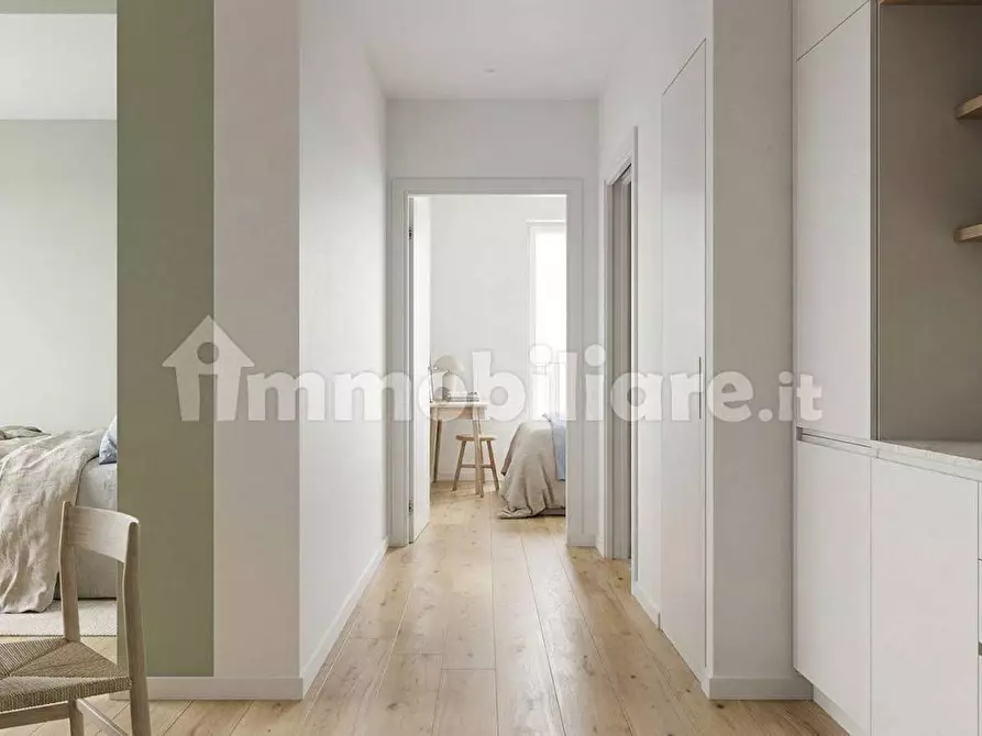 Immagine 5 di Appartamento in vendita  in Via Ugo De Carolis, 31 a Roma