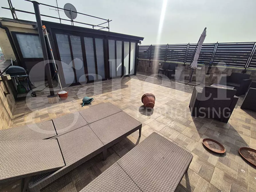 Immagine 11 di Appartamento in vendita  in Vico II s.m. avvocata a Napoli