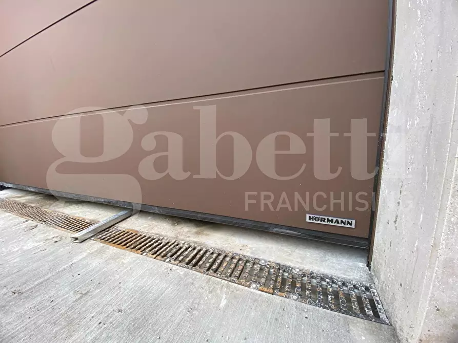 Immagine 41 di Villa in vendita  in Vicolo Del Conte, 70 a Roma