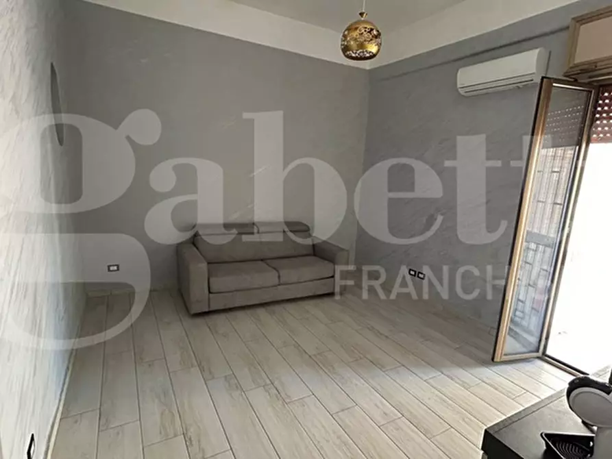 Immagine 4 di Appartamento in vendita  in Via Felice Cavallotti a Napoli