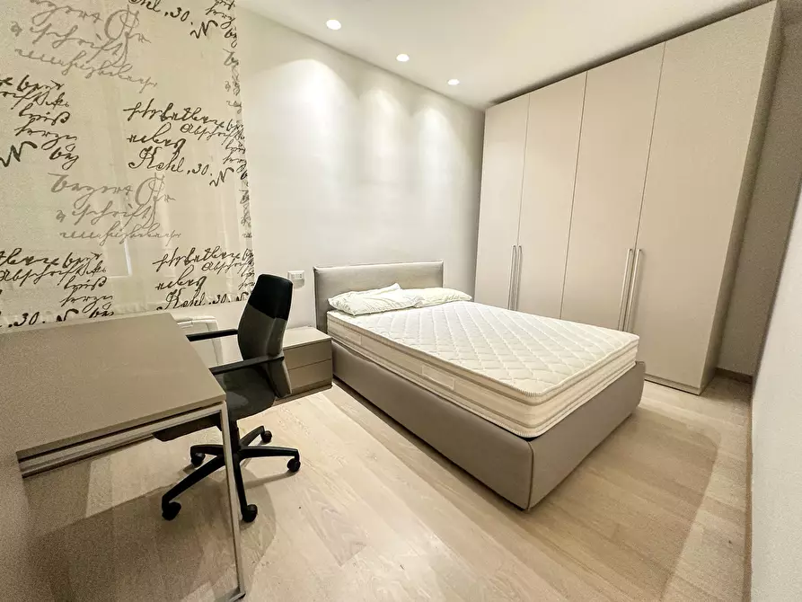 Immagine 15 di Appartamento in affitto  in Via Goito, 18 a Bologna