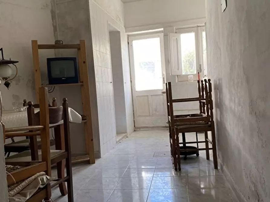 Immagine 5 di Casa indipendente in vendita  in Via Stazione a Bagnolo Del Salento