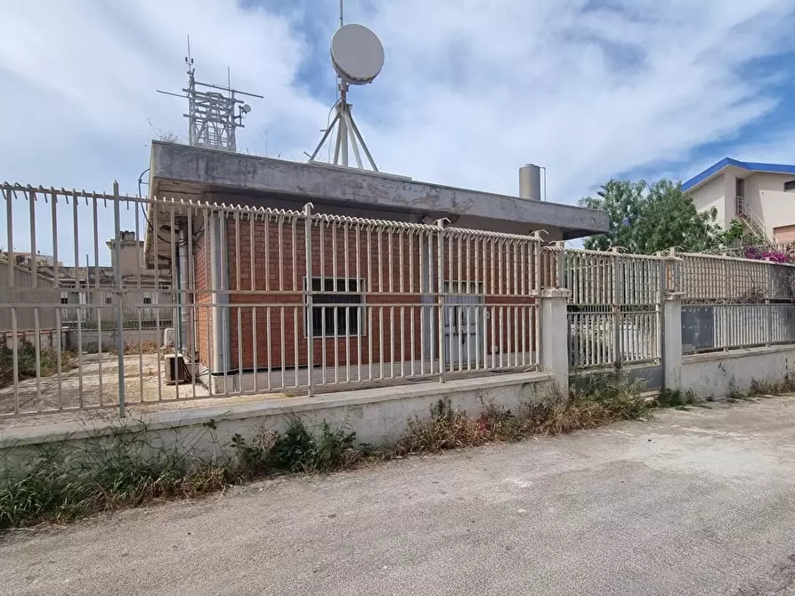 Immagine 2 di Palazzo in vendita  in Via Beatrice Cava d'Aliga, 6 a Scicli