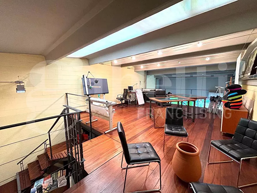 Immagine 6 di Loft/Open space in vendita  in Via dell'Artigianato a Finale Ligure