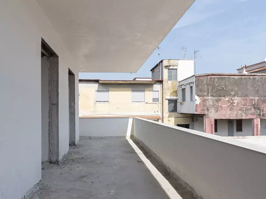 Immagine 12 di Appartamento in vendita  in Via San Michele, 60 a Napoli