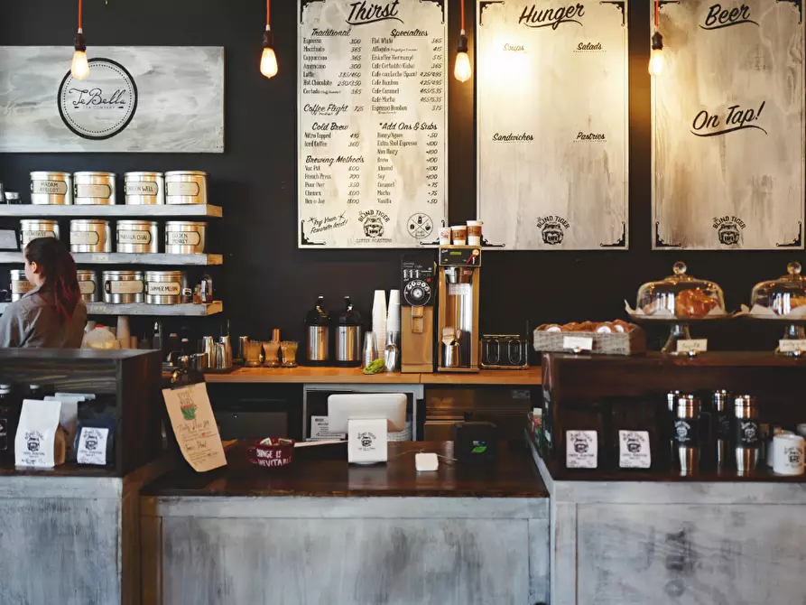 Immagine 3 di Negozio in vendita  in Via CHIOGGIA-CALLE PONTE SAN GIACOMO, 00 a Chioggia