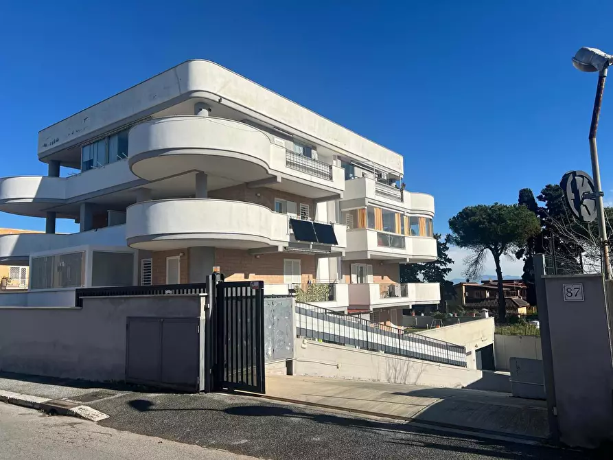 Immagine 7 di Box auto in vendita  in Via Costantino Beschi, 87 a Roma