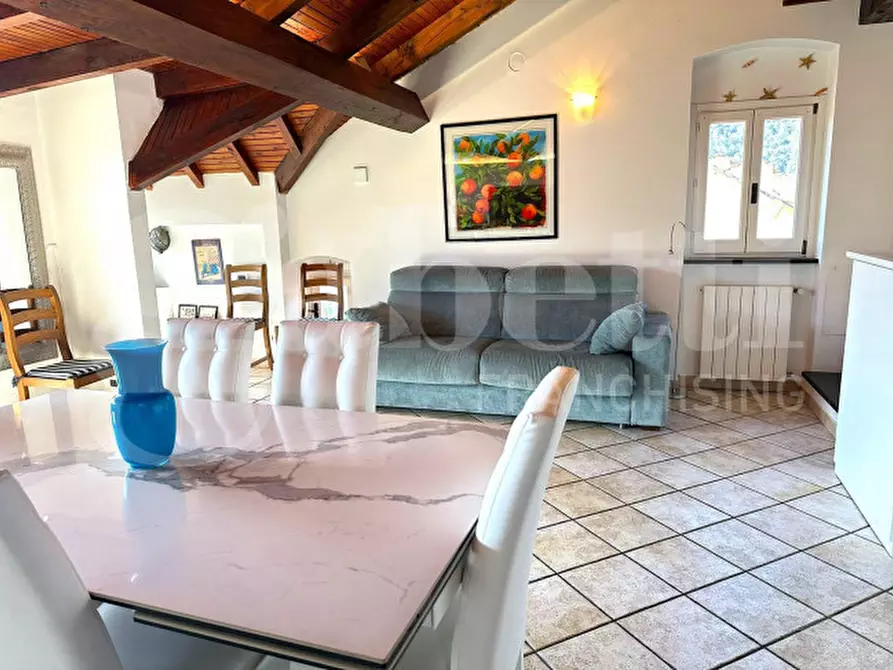 Immagine 5 di Appartamento in vendita  in Via Pertica a Finale Ligure