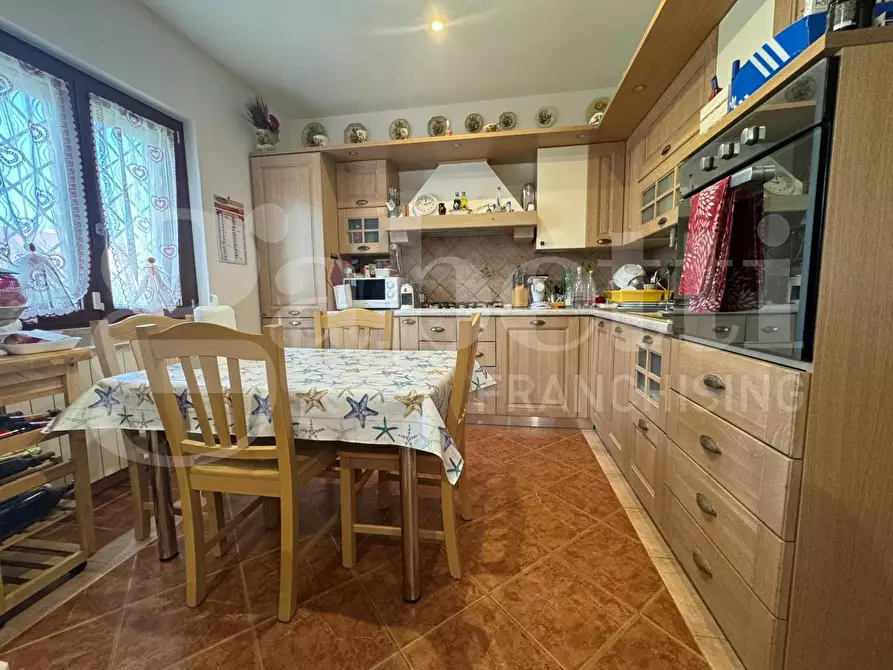 Immagine 9 di Casa trifamiliare in vendita  in Via delle mimose, 67 a a Ardea