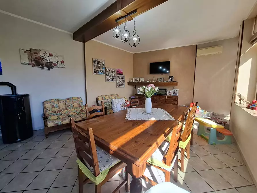 Immagine 14 di Appartamento in vendita  in Via Scesa, 5 a Fontechiari