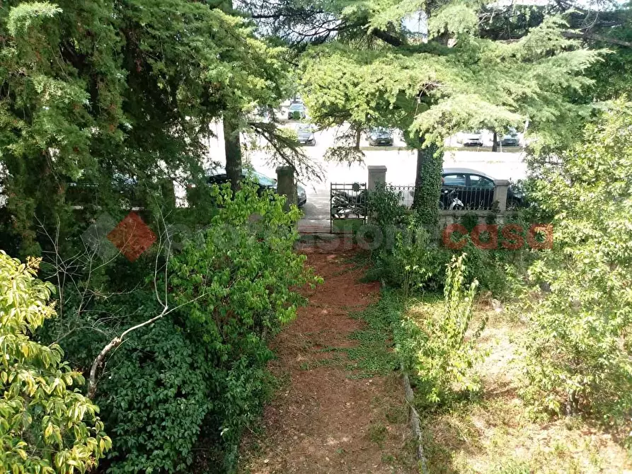 Immagine 6 di Casa indipendente in vendita  in Viale marconi a Spoleto