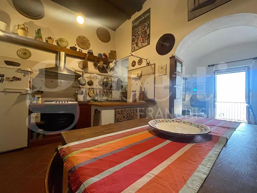 Immagine 8 di Appartamento in vendita  in Via Salita degli Albito, 36 a Gaeta