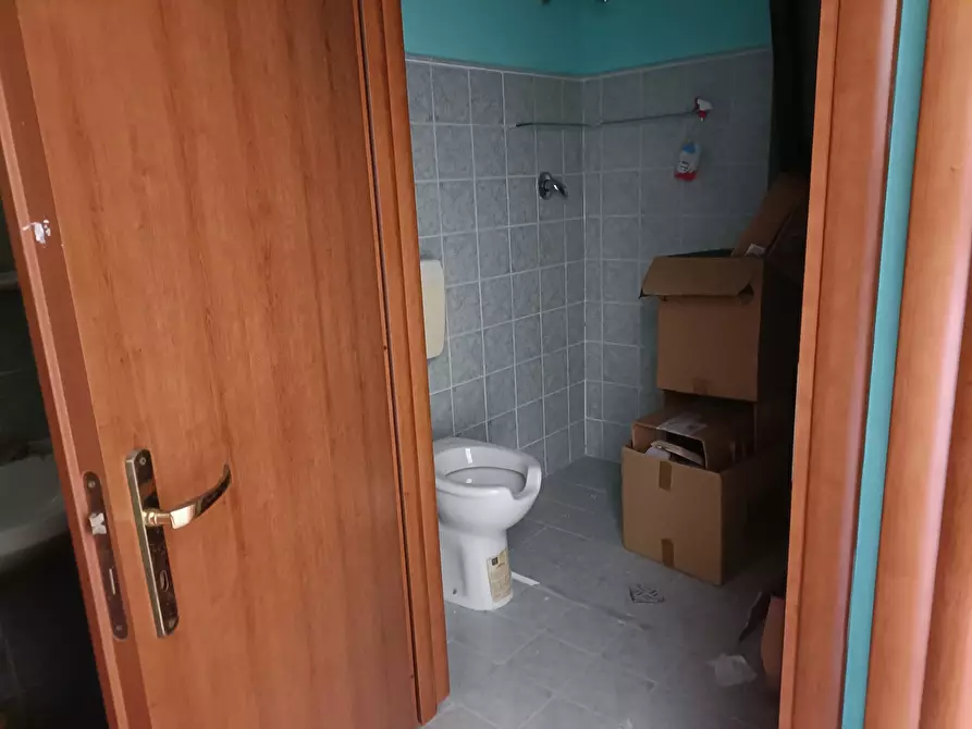 Immagine 6 di Magazzino in vendita  in Via Nazionale, 19 a Squillace