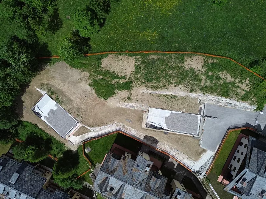 Immagine 21 di Villa in vendita  in Via ALPINI, SNC a Ponte Di Legno