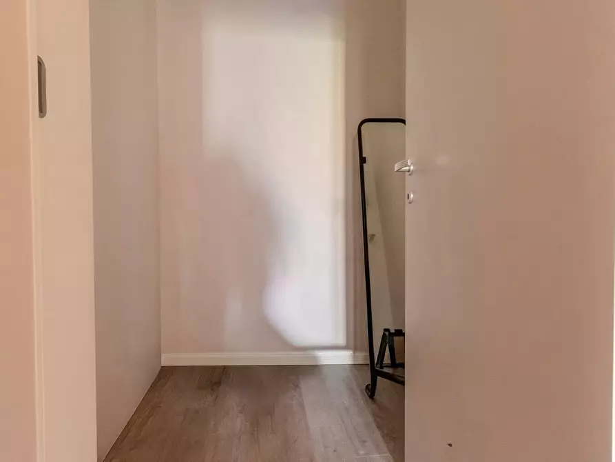Immagine 13 di Appartamento in vendita  in Via Lazio, 5 a Bologna