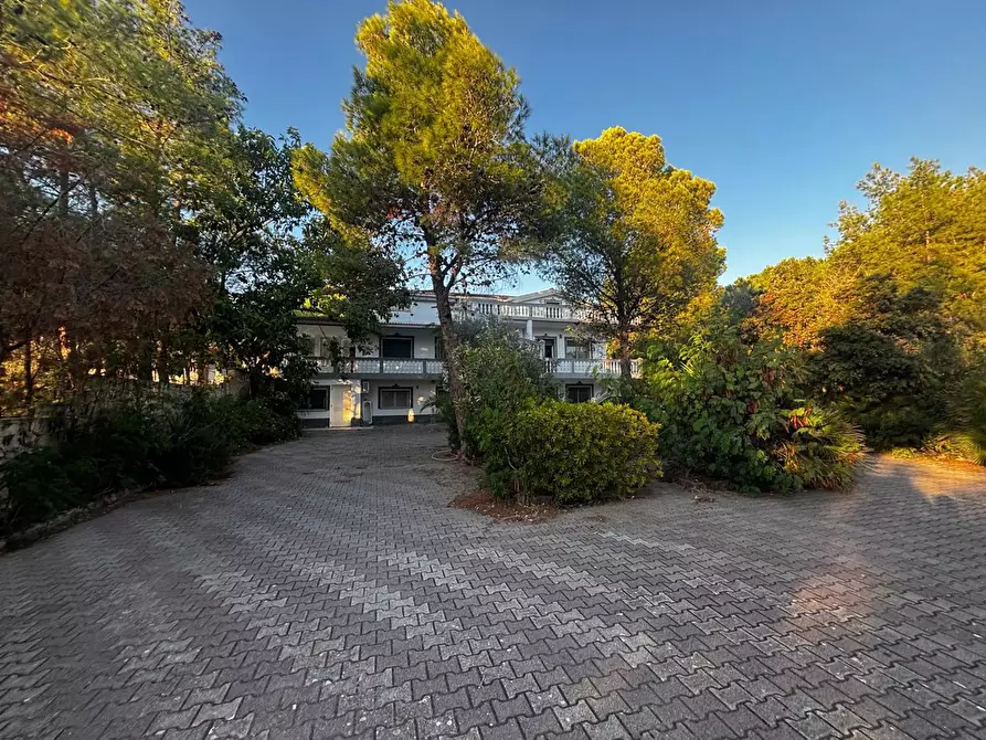 Immagine 1 di Casa trifamiliare in vendita  in LocalitÃ  Perdu Sarigu, snc a Teulada