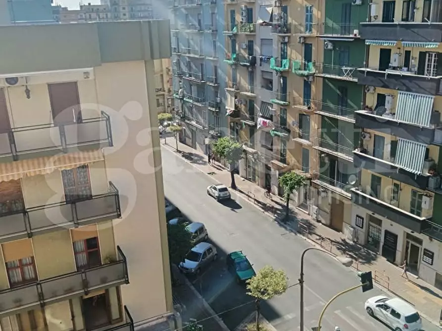 Immagine 2 di Appartamento in vendita  in Via DANTE, 184 a Taranto