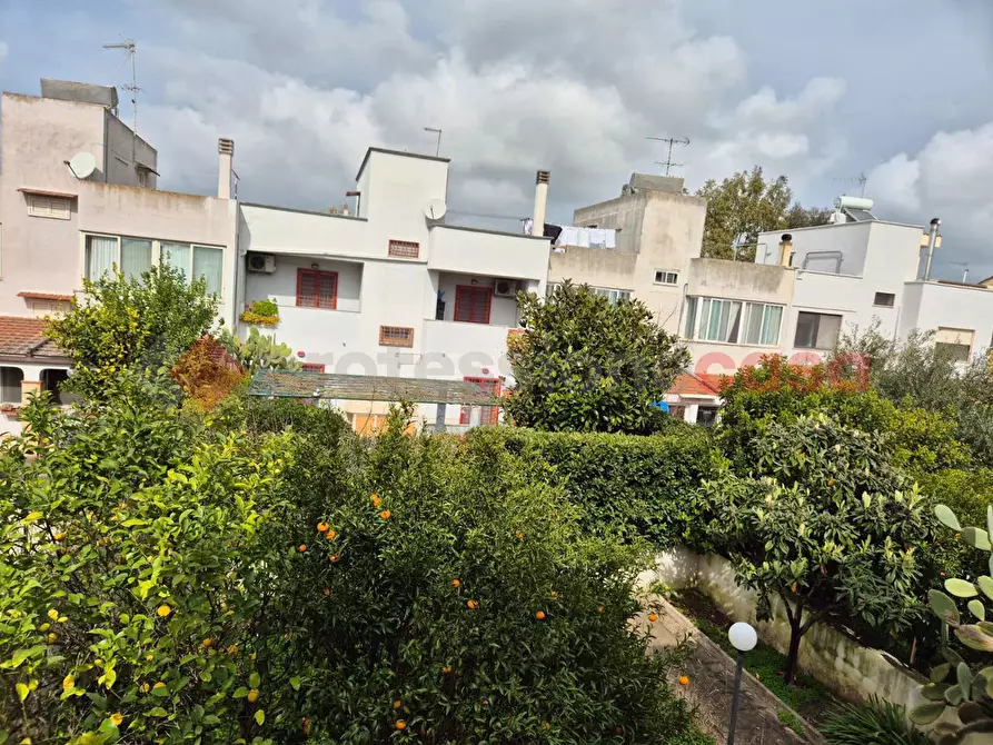 Immagine 19 di Villa in vendita  in Piazza DELLE ORCHIDEE, 18 a Brindisi