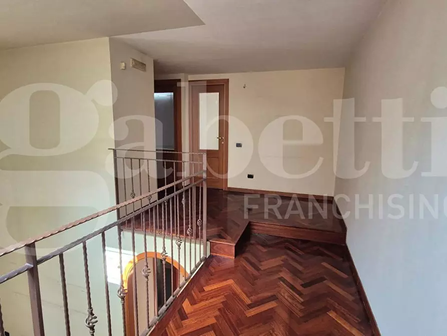 Immagine 23 di Appartamento in vendita  in Via Maresca, 30 a Torre Annunziata