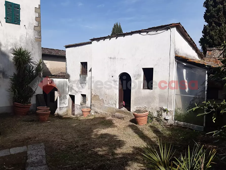 Immagine 11 di Villa in vendita  in Via villa del vescovo, 41 a Uzzano