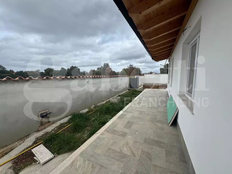 Immagine 3 di Casa bifamiliare in vendita  in Via olbia, 83 a Ardea