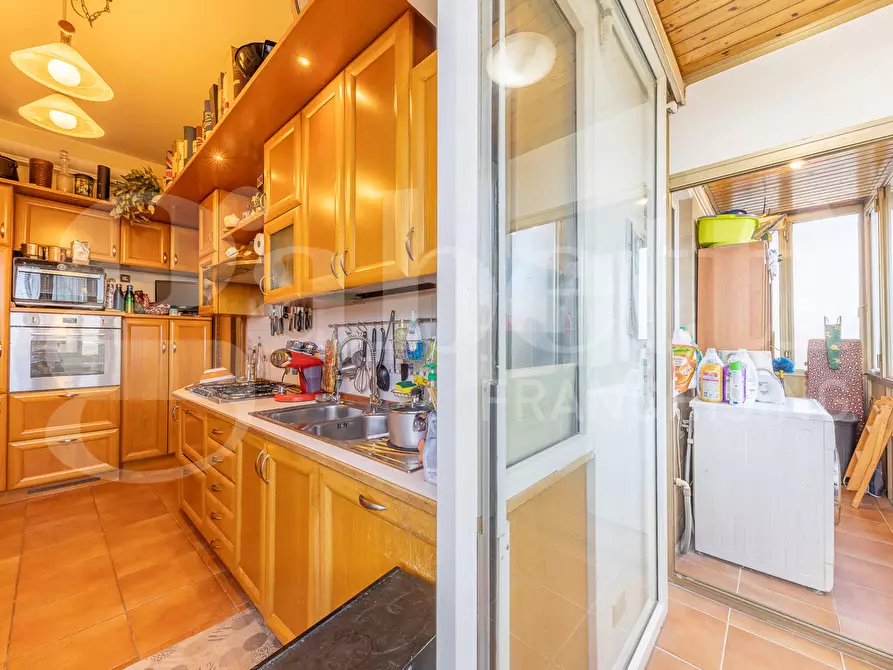 Immagine 42 di Attico in vendita  in Via Pietro Maffi, 144 a Roma