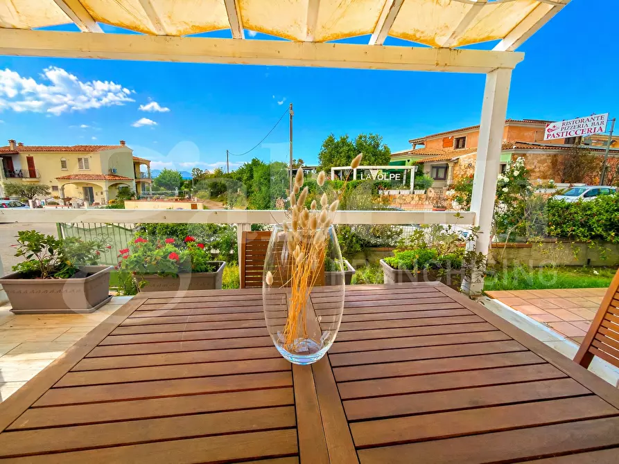 Immagine 32 di Appartamento in vendita  in Via Agamennone, 48 a Budoni