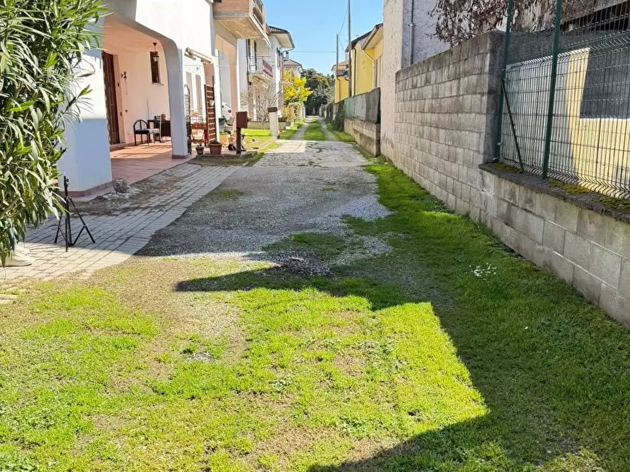 Immagine 12 di Terreno residenziale in vendita  in Via GUGLIERMO MARCONI, 104 a Miradolo Terme