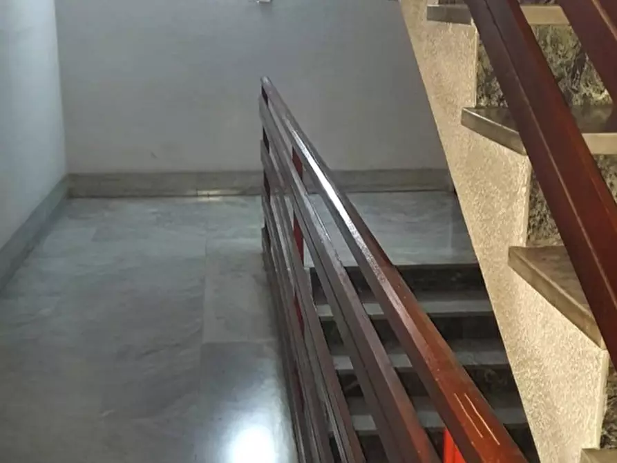 Immagine 4 di Appartamento in vendita  in Piazza Vittorio Veneto, 20 a Palermo