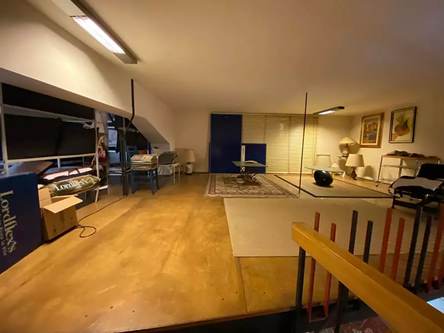 Immagine 12 di Negozio in affitto  in Via MAZZINI a Impruneta