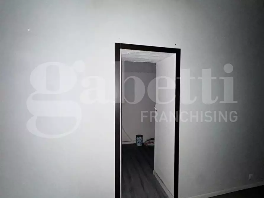 Immagine 14 di Appartamento in vendita  in Via Gino Alfani, 8 a Torre Annunziata