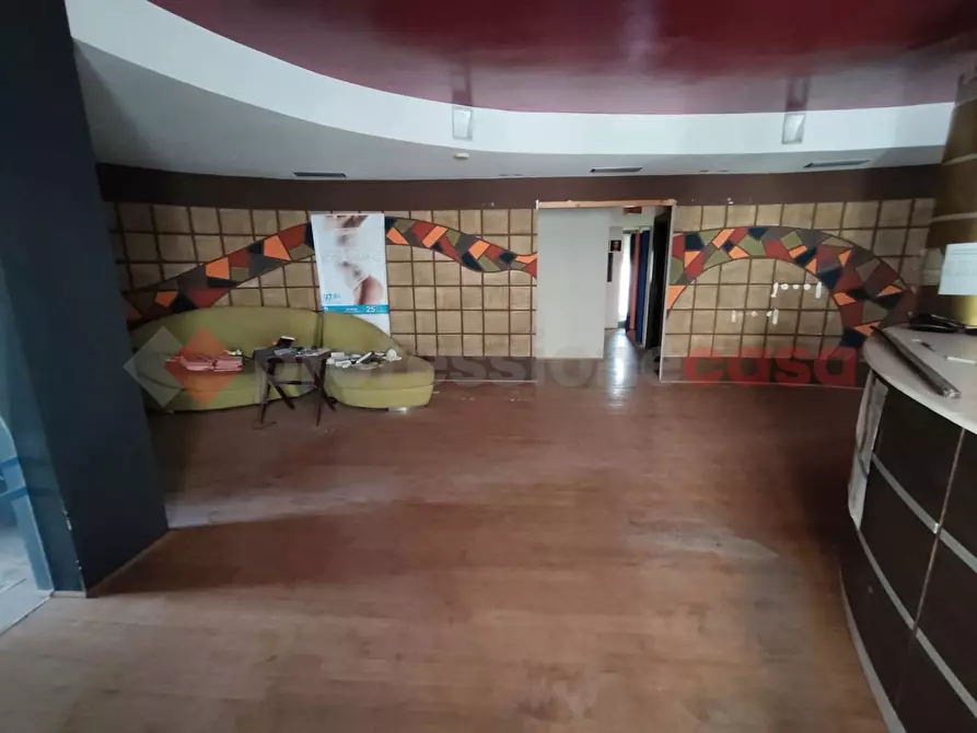 Immagine 5 di Attività commerciale in vendita  in Via alessandro specchi, 2 a Siracusa