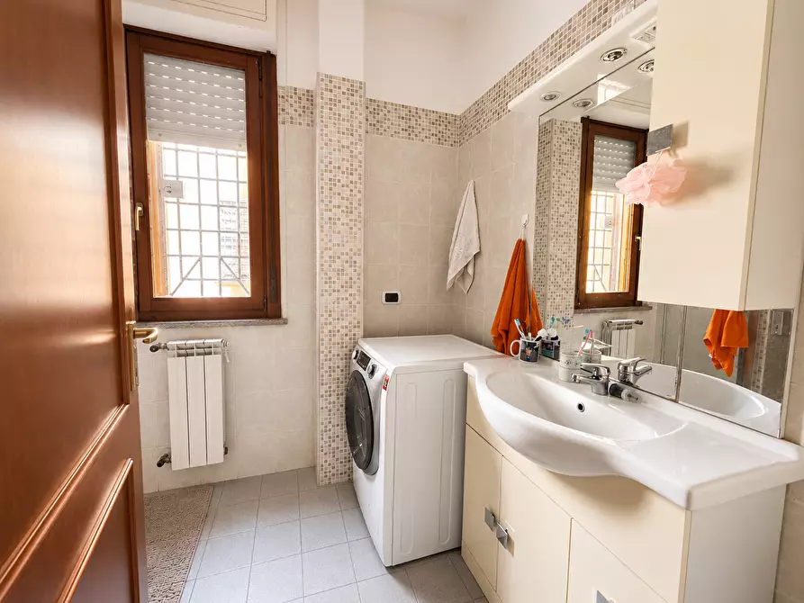 Immagine 13 di Appartamento in vendita  in Via Arrigo Minerbi, 25 a Roma