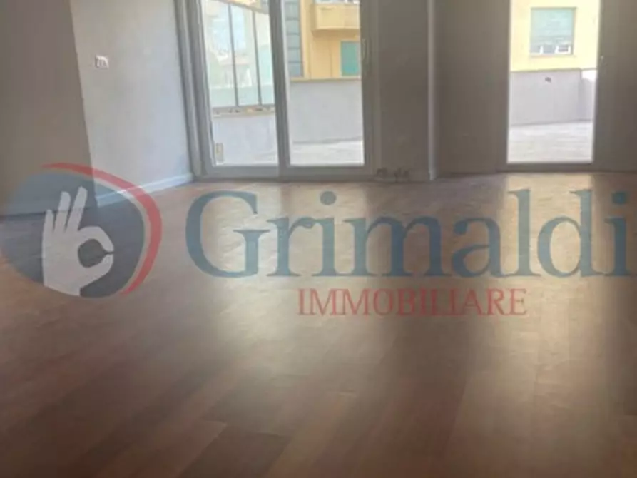 Immagine 1 di Appartamento in vendita  in Piazza attias a Livorno