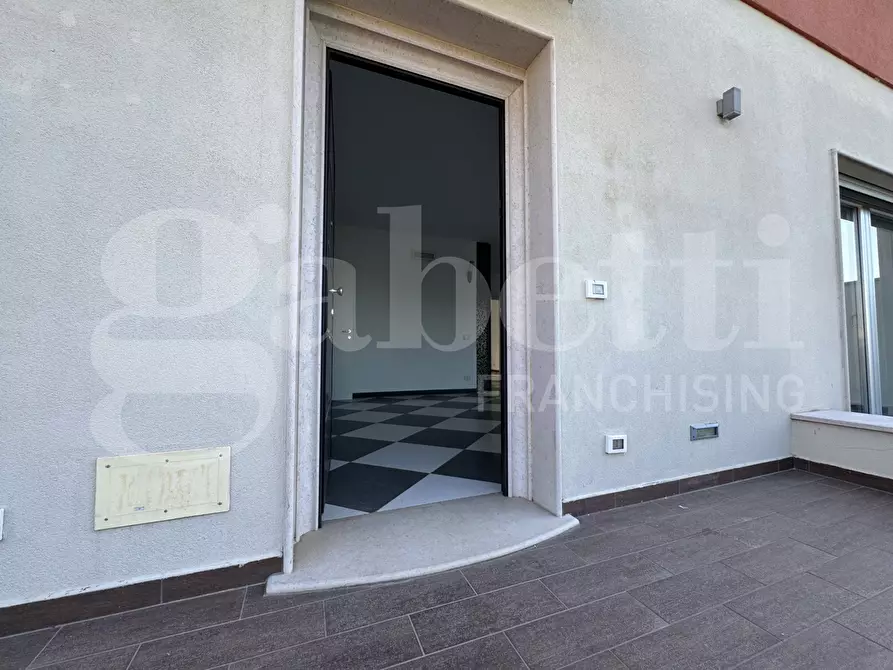 Immagine 20 di Appartamento in vendita  in Viale Giuseppe Grassi, 140 a Lecce