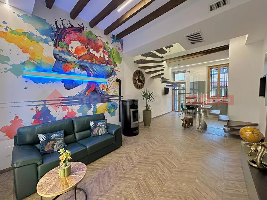 Immagine 17 di Appartamento in vendita  in Via Dante a Opera