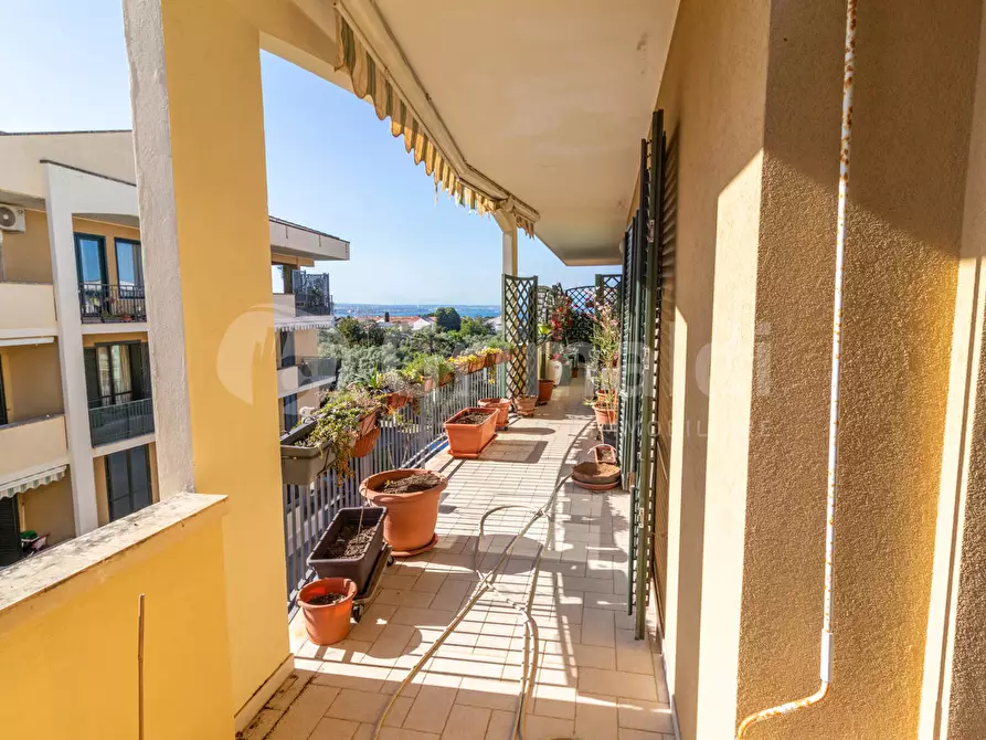 Immagine 5 di Attico in vendita  in Via AVOLA, 26 a Siracusa