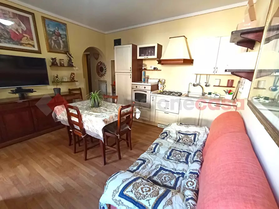 Immagine 4 di Casa bifamiliare in vendita  in Via Crocemarroggia a Spoleto