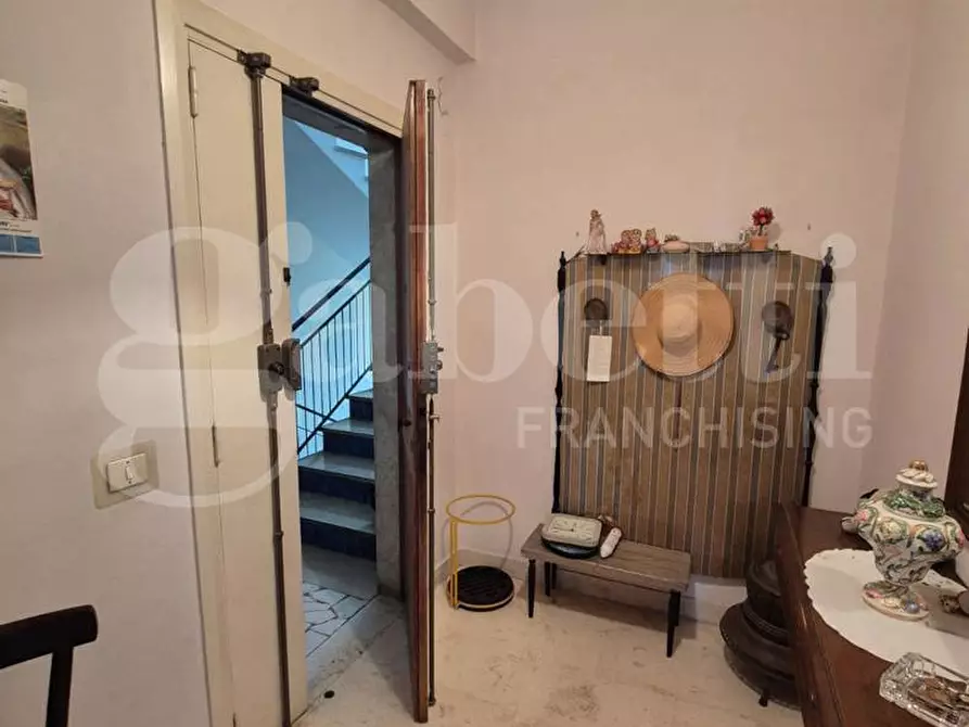 Immagine 3 di Appartamento in vendita  in Via Parini, 97 a Torre Annunziata