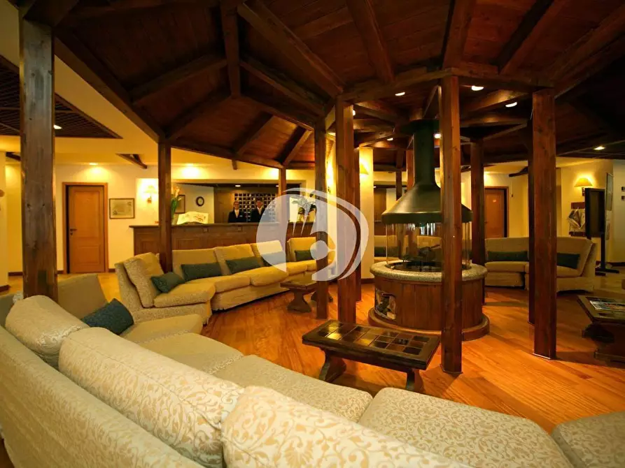 Immagine 15 di Appartamento in vendita  in Largo delle Poste, 39 a Cortina D'ampezzo