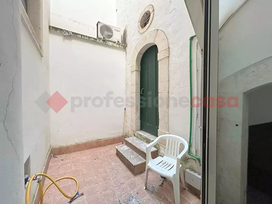 Immagine 6 di Negozio in vendita  in Via estramurale a Putignano