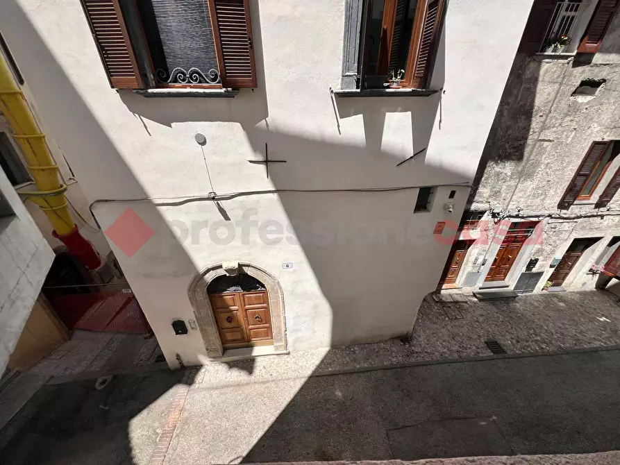 Immagine 20 di Appartamento in vendita  in Piazza Achille Sansi a Spoleto