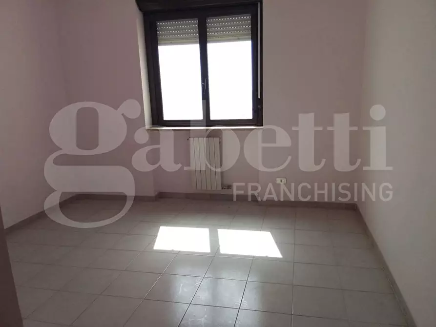 Immagine 8 di Appartamento in vendita  in Piazza G.B.TEDESCO, 14 a Taranto