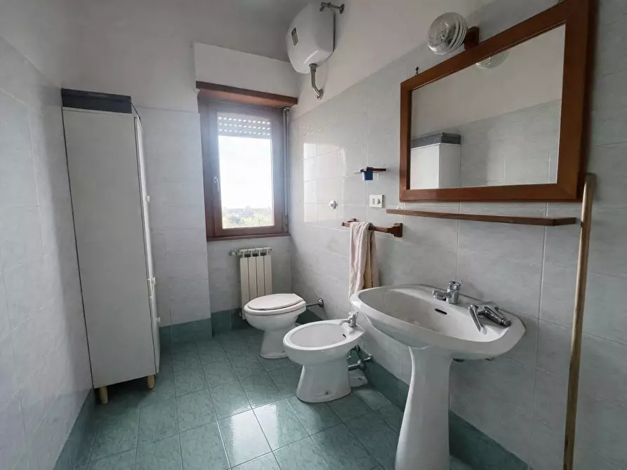 Immagine 12 di Appartamento in vendita  in Vicolo Dei Monti Di San Paolo, 4 a Roma