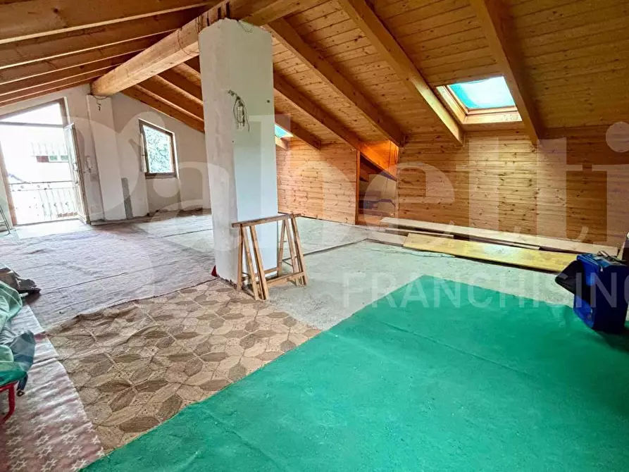 Immagine 10 di Villa in vendita  in Via Bellini a Orbassano