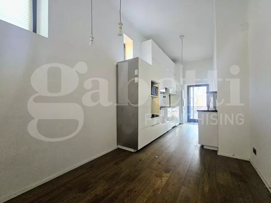 Immagine 10 di Appartamento in vendita  in Via dei Sardi, 48 a Roma