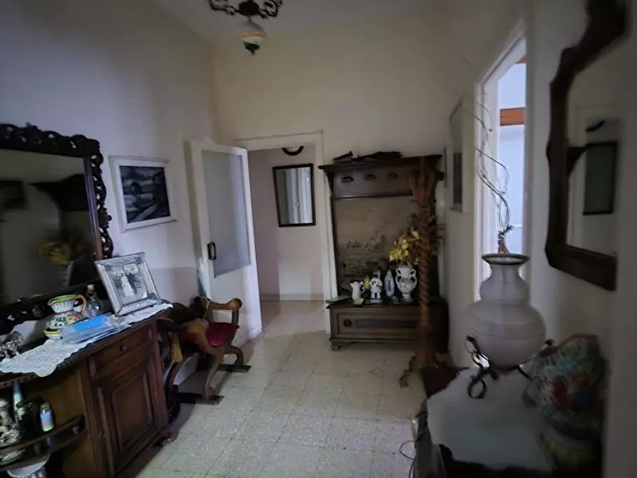 Immagine 3 di Appartamento in vendita  in Via De Simone, 27 a Torre Annunziata